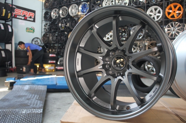 โปรโมชั่นล้อCE28 ขอบ18 พร้อมยางชุดละ 24,000 บาท