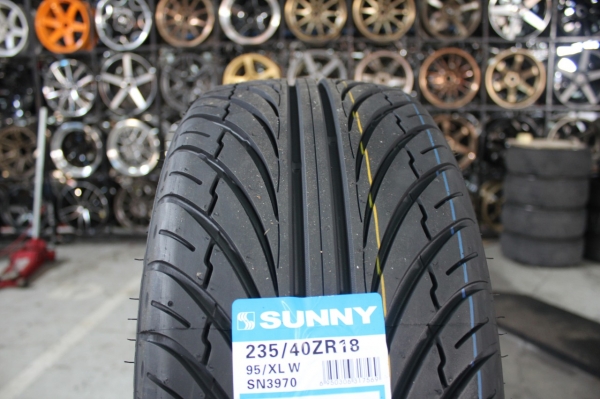 โปรโมชั่นล้อCE28 ขอบ18 พร้อมยางชุดละ 24,000 บาท