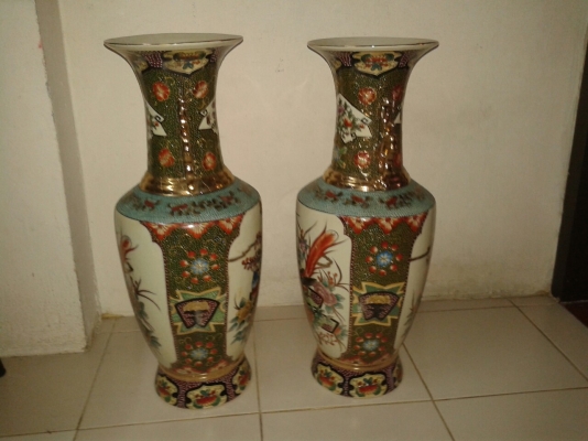 แจกันเมืองจีน