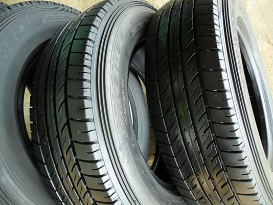 ยางกระบะขอบ15 มิชลิน205-70-R15ลงพื้นปี14 (4เส้น 4,800) ยางกระบะขอบ15 มิชลิน205-70-R15ลงพื้นปี14 (4เส้น 4,800)