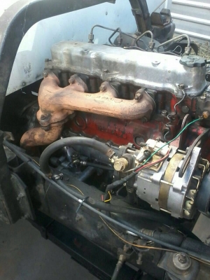 ขายรถบรรทุกหกล้อตู้แห้ง HINO KM779 เครื่อง 117 แรง ปี 33 ตู้แห้ง 10 บานยาว 5.80 เมตร