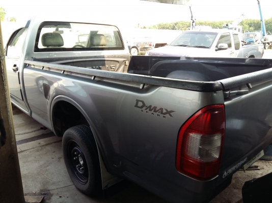 ขายแล้วครับ ขอบคุณท่านที่สนใจDmax ปี 06  **** 75,000 **** ถูกด่วน