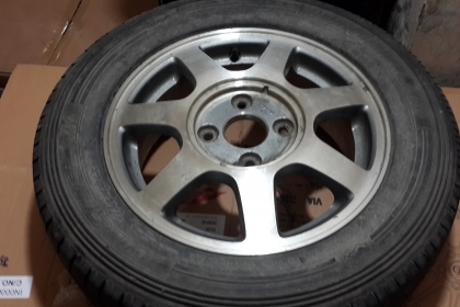 ล้ออะไหล่ขอบ 14 4รู100 และ ขอบ 15 4รู114 พร้อมยางสวยๆ ล้อละ 500 บาท