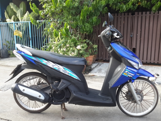 ขายฮอนด้าคลิกสตาร์ทมือ ขับได้เลย