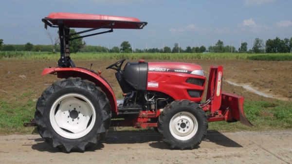ขาย Yanmar EF393T รถสวยเล่มพร้อมโอน ราคาเบาๆ มีใบมีดดันหน้า เครื่องดี ครับ