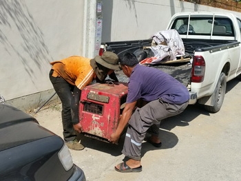 tractor-backhoe จัดส่งเครื่องเชื่อม พร้อมปั่นไฟ สภพาพร้อมใช้งานให้ลูกค้า สุราษฎร์ แล้วนะครับ