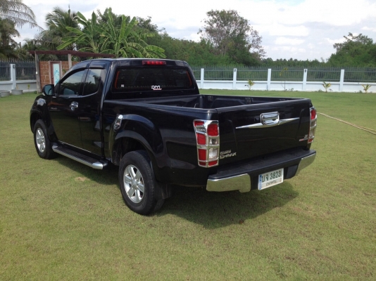 ฟรีดาวส์ ไม่ต้องใช้ตังค์ All new 2012 Hi lander เครื่อง 2500 เกียร์ธรรมดา แอร์แบกคู่