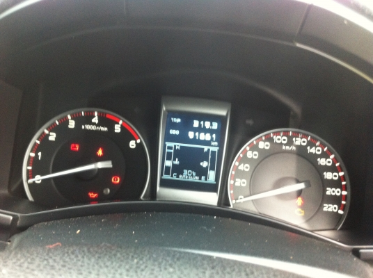 ฟรีดาวส์ ไม่ต้องใช้ตังค์ All new 2012 Hi lander เครื่อง 2500 เกียร์ธรรมดา แอร์แบกคู่