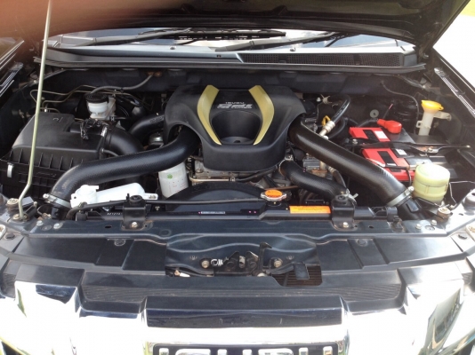 ฟรีดาวส์ ไม่ต้องใช้ตังค์ All new 2012 Hi lander เครื่อง 2500 เกียร์ธรรมดา แอร์แบกคู่