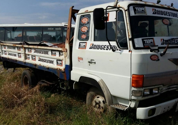 หกล้อ ฮีโน่ KM300-WO4D-117แรง ช่วงยาว 4.30ม สภาพดีพร้อมใช้งาน ทะเบียนพร้อมโอน หกล้อ ฮีโน่ KM300-WO4D-117แรง ช่วงยาว 4.30ม สภาพดีพร้อมใช้งาน ทะเบียนพร้อมโอน