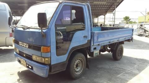 ราคา165,000บ สี่ล้อ ป้ายเล็กไม่ติดเวลา อีซุชุ NKR55E 100 พาเวอร์ สภาพดีสวยเดิมพร้อมใช้งาน ขาย 165,000บ ทะเบียนพร้อมโอน