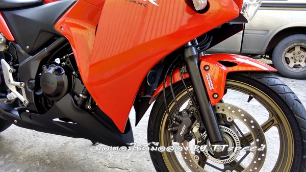 ขาย CBR 250 รุ่น abs จดปี 56 ไมล์แท้วิ่งแค่ 9800 โล ขาย CBR 250 รุ่น abs จดปี 56 ไมล์แท้วิ่งแค่ 9800 โล