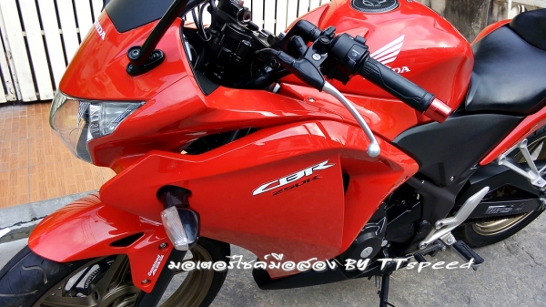 ขาย CBR 250 รุ่น abs จดปี 56 ไมล์แท้วิ่งแค่ 9800 โล ขาย CBR 250 รุ่น abs จดปี 56 ไมล์แท้วิ่งแค่ 9800 โล