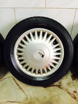 ขายล้อกระทะเหล็ก DAIHATSU MIRA ขอบ 12" เดิมๆพร้อมฝาครอบ ขายล้อกระทะเหล็ก DAIHATSU MIRA ขอบ 12" เดิมๆพร้อมฝาครอบ