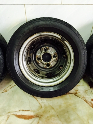 ขายล้อกระทะเหล็ก DAIHATSU MIRA ขอบ 12" เดิมๆพร้อมฝาครอบ ขายล้อกระทะเหล็ก DAIHATSU MIRA ขอบ 12" เดิมๆพร้อมฝาครอบ