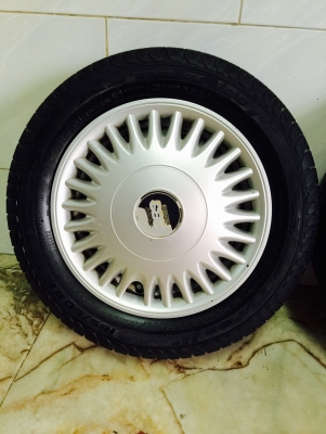 ขายล้อกระทะเหล็ก DAIHATSU MIRA ขอบ 12" เดิมๆพร้อมฝาครอบ ขายล้อกระทะเหล็ก DAIHATSU MIRA ขอบ 12" เดิมๆพร้อมฝาครอบ