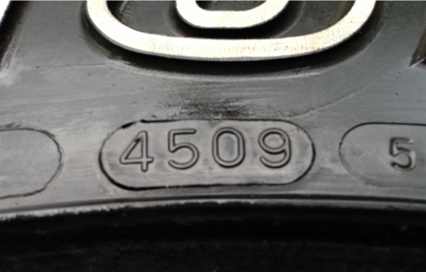 ยาง Mud Maxxis 35 12.5 R15 ราคาไม่แพง