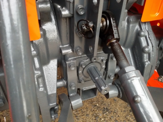 ปัญญาแทรคเตอร์..จัดมาให้ครับ ด่วน!!!คูโบต้า L3608  พร้อมใบมีดคานล่างFD163 พร้อมผาน6&times;22 จัดส่ง อ.คลองขลุง จ.กำแพงเพชร