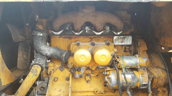 ขายรถตัก KOMATSU 510 กรองคู่ รถพร้อมใช้ ต่อแขนเรียบร้อย เครื่องดี ปั้มดี ราคาคุยได้ครับ