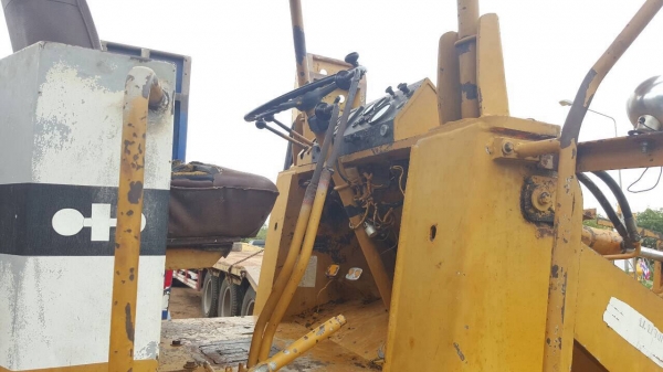 ขายรถตัก KOMATSU 510 กรองคู่ รถพร้อมใช้ ต่อแขนเรียบร้อย เครื่องดี ปั้มดี ราคาคุยได้ครับ