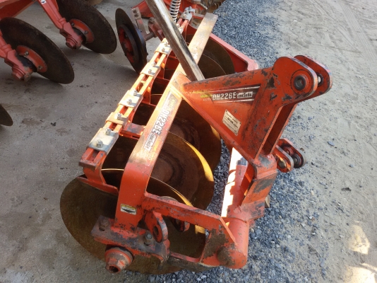 ปัญญาแทรคเตอร์..จัดมาให้ครับ ด่วน!!!คูโบต้า L3608 พร้อมใบมีดคานบน พร้อมผาน6&times;22 เล่มทะเบียนพร้อม จัดส่ง อ.เก้าเลี้ยว จ.นครสวรรค์