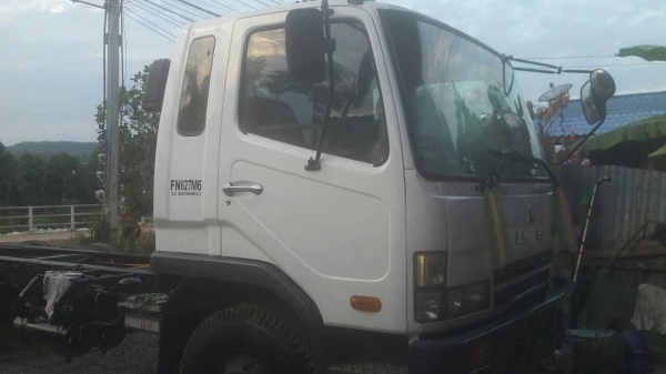 ขายรถบรรทุก Mitsubishi/Fuso  260 ปี 49 หัวคัชซี พร้อมใช้งาน