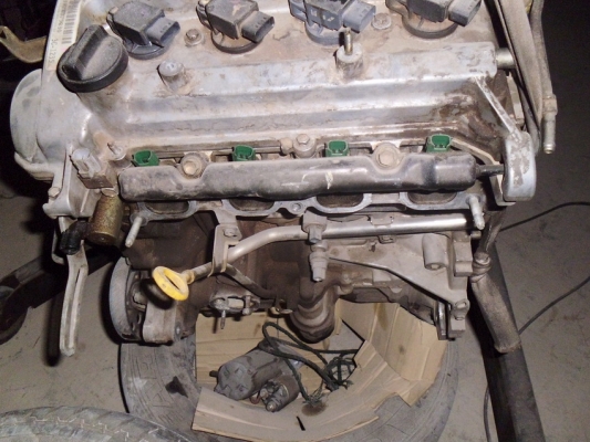 อะไหล่เครื่องหลายอย่างวีออสตัวแรก