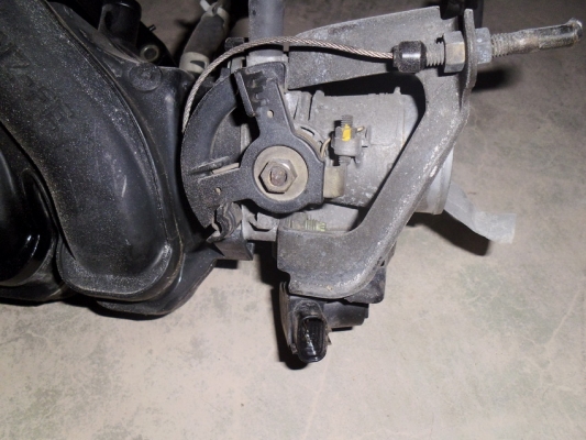 อะไหล่เครื่องหลายอย่างวีออสตัวแรก อะไหล่เครื่องหลายอย่างวีออสตัวแรก