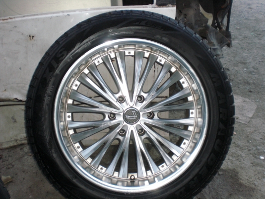 ล้อแมกซเลนโซ่พร้อมยาง MAXXIS ขอบ 20