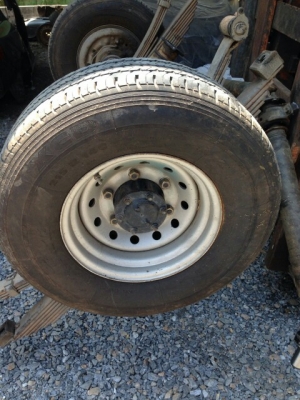 เพลาลอยวีโก้ สภาพสวยกระถะล้อครบทุกอย่างซื้อไปพร้อมใช้ได้เลย