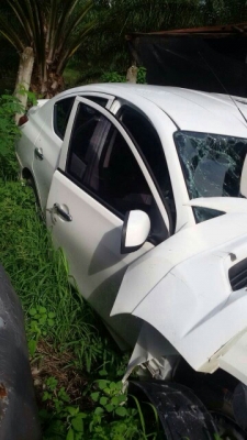 ซากนิสสันอเมล่า เเจ้งจอด รื้อขายอะไหลทุกอย่างทั้งคัน สนใจสอบถามได้มีหลายรุ่นทั้งเก๋งเเละกระบะ รับซื้อรถอุบัตเหตุทุกสภาพ