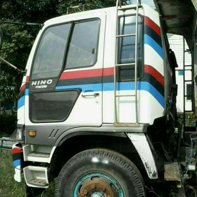 สิบล้อ ฮีโน่ FM3M240ปี42 เครืองเดิมเกียร์เดิม ดั้ม 2เพา สภาพพร้อมใช้ เล่มทะเบียนพร้อมโอน