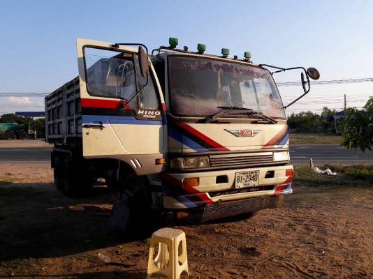 สิบล้อ ฮีโน่ FM3M240ปี42 เครืองเดิมเกียร์เดิม ดั้ม 2เพา สภาพพร้อมใช้ เล่มทะเบียนพร้อมโอน