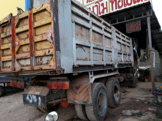 สิบล้อ ฮีโน่ FM3M240ปี42 เครืองเดิมเกียร์เดิม ดั้ม 2เพา สภาพพร้อมใช้ เล่มทะเบียนพร้อมโอน