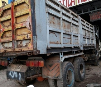 สิบล้อ ฮีโน่ FM3M240ปี42 เครืองเดิมเกียร์เดิม ดั้ม 2เพา สภาพพร้อมใช้ เล่มทะเบียนพร้อมโอน