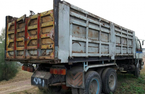 สิบล้อ ฮีโน่ FM3M240ปี42 เครืองเดิมเกียร์เดิม ดั้ม 2เพา สภาพพร้อมใช้ เล่มทะเบียนพร้อมโอน