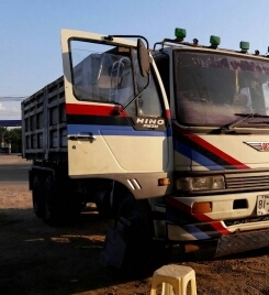 สิบล้อ ฮีโน่ FM3M240ปี42 เครืองเดิมเกียร์เดิม ดั้ม 2เพา สภาพพร้อมใช้ เล่มทะเบียนพร้อมโอน