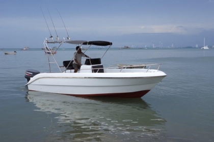 ต้องการขายเรือไฟเบอร์หล่อใหม่ขนาด24ฟุต