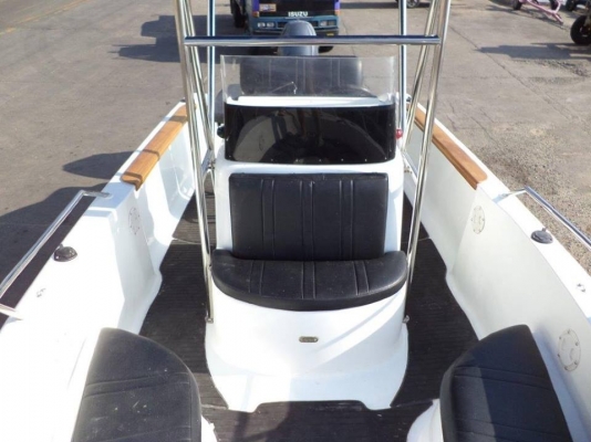 ต้องการขายเรือไฟเบอร์หล่อใหม่ขนาด24ฟุต