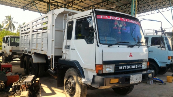 สิบล้อ มิตซู ไอ้หลง FN527 TF-25&times;&times; 220โบว์ ดั้ม Kc สภาพดีสวยพร้อมใช้ ทะเบียนพร้อมโอน