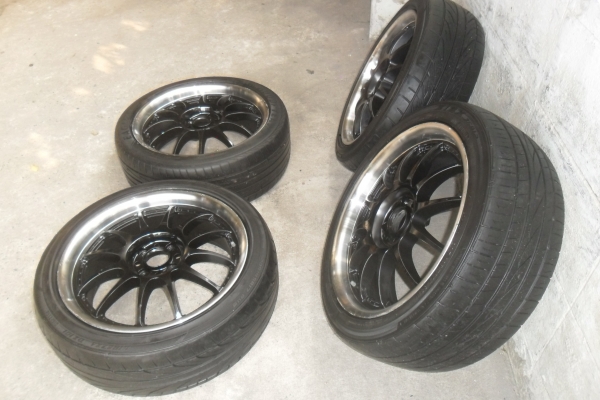 ล้อแม็ก 17นิ้ว4รู100/114 พร้อมยาง สวยๆ 4 ล้อ ราคา 6450 บาท