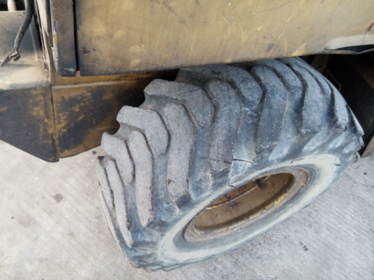ขายรถตักล้อยาง KOMATSU WA30-2 ราคา 175000