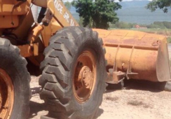 ขายโคมัดสุ รถตัก JH30 ต่อแขนพร้อมใช้ ขายตามสภาพ 350,000