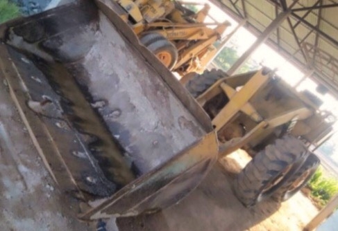 ขายโคมัดสุ รถตัก JH30 ต่อแขนพร้อมใช้ ขายตามสภาพ 350,000