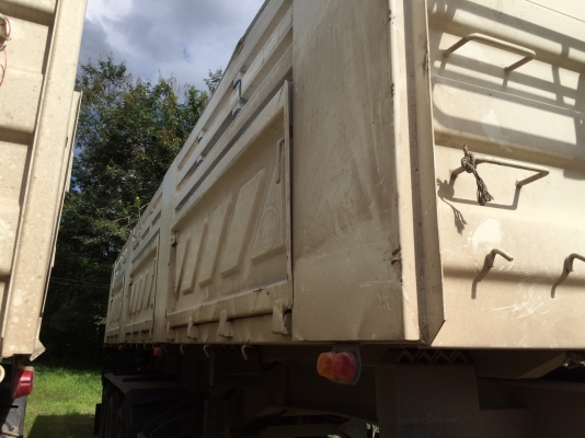 ขายหางเซมิดัมพ์สามมิตร 3 เพลาปี 2550 ราคา 550000 หางสภาพสวยเดิมๆ