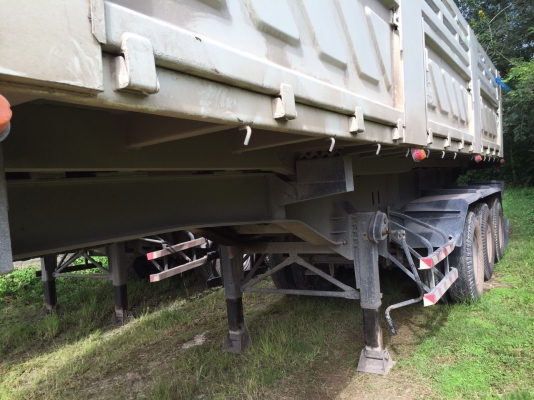 ขายหางเซมิดัมพ์สามมิตร 3 เพลาปี 2550 ราคา 550000 หางสภาพสวยเดิมๆ