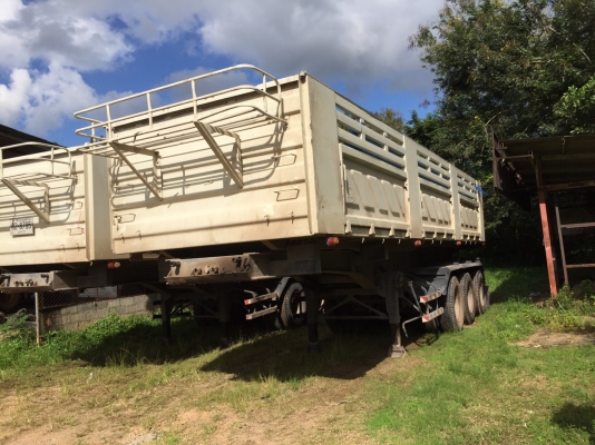 ขายหางเซมิดัมพ์สามมิตร 3 เพลาปี 2550 ราคา 550000 หางสภาพสวยเดิมๆ