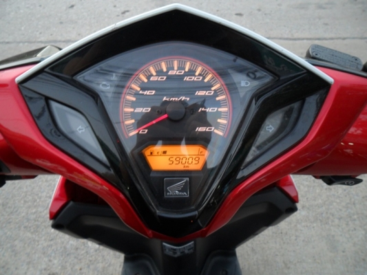 ฮอนด้าคลิก125i ปี57 รถเดิมใสๆ วิ่ง5พันกว่าโล คู่มือครบโอนได้เลย