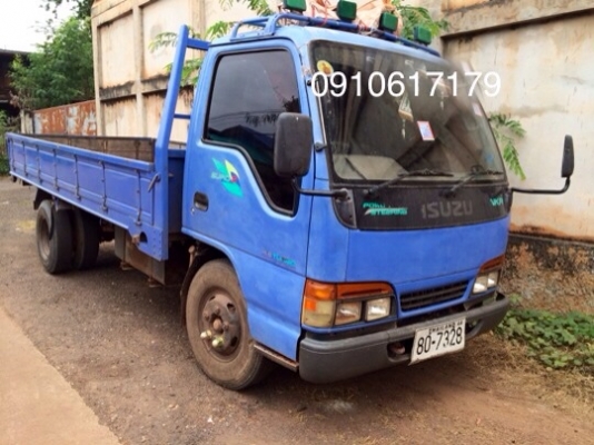 ขายด่วน รถหกล้อ  isuzu nkr 130 ปี 44 สภาพดี พร้อมใช้งาน