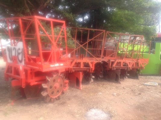 หางปลูกอ้อย ร่องคู่ระยะ 40 เซ็น สภาพดีใช้งานน้อย กลกิจบ้านโป่ง